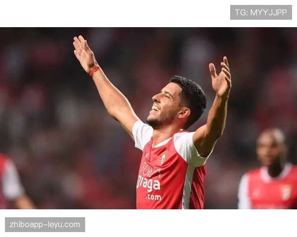 布拉加状态回暖强势攀升联赛前列，引发球迷广泛关注