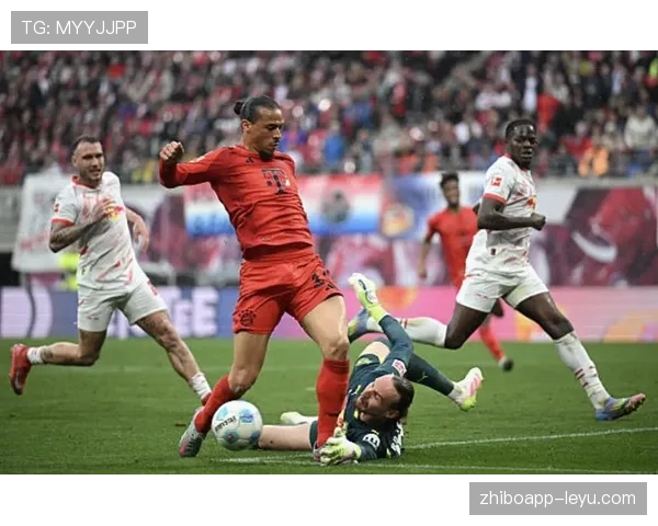 拜仁球星与主教练公开冲突：豪门内部矛盾加剧，战术分歧暴露争冠危机！