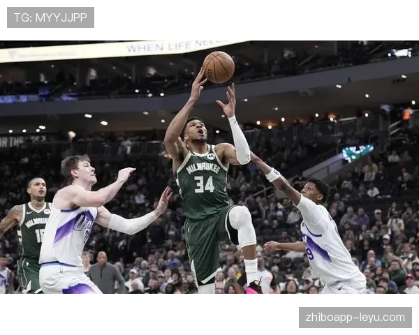 波蒂斯较上季更靠挡拆，拉开空间提升字母哥效率